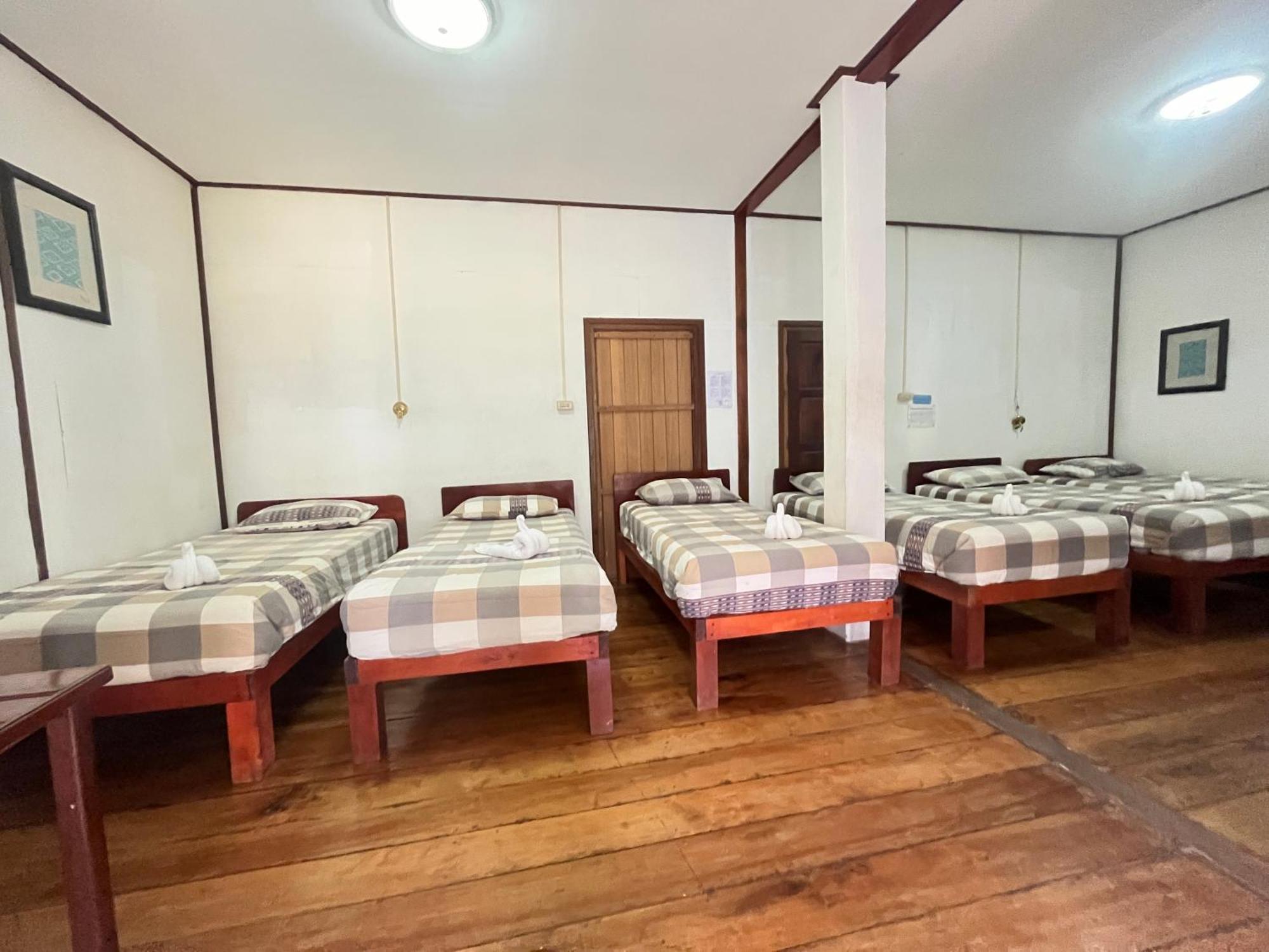 Sanhak Guesthouse 1 Ban Nahin-Nai Buitenkant foto